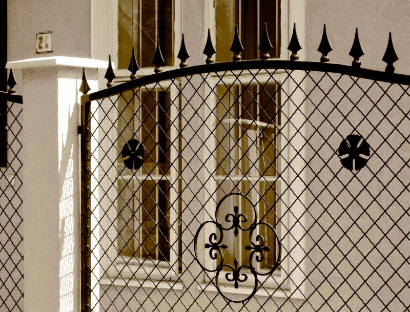 Steel Fence Construction in Alpharetta, GA
